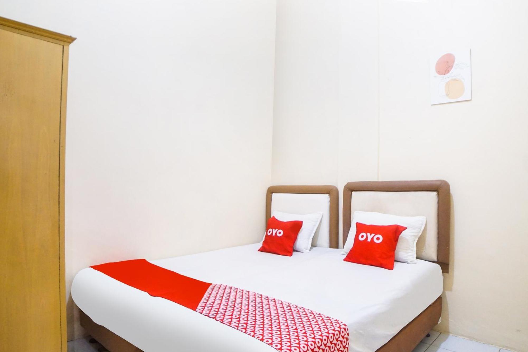 Spot On 91977 Kost Ketapang Syariah Otel Medan Dış mekan fotoğraf